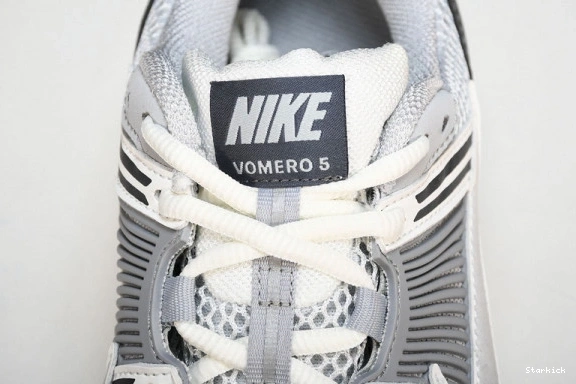  Vomero Vast Zoom  5 BV1358-001 Nike Grey 1012